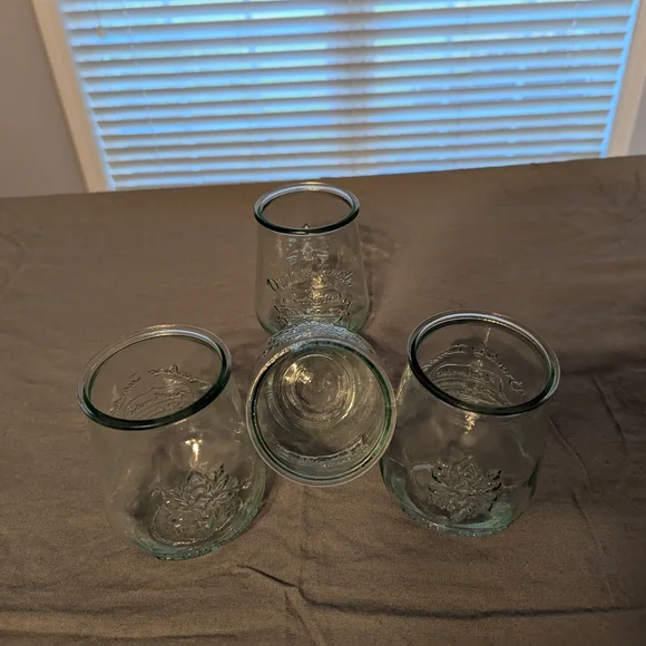 Set of 4 Clear Glass Tumblers - Picture 3 of 7